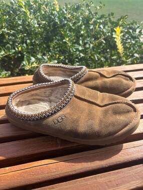 UGG Tasman Slipper Chestnut Brown Suede Embroidery